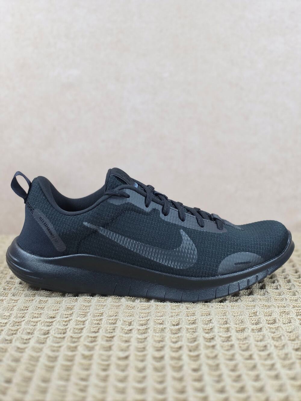 Nike Flex Experience RN 12 Men’s 9.5 Black Anthracite – Brand New